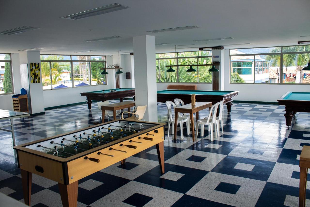 Hotel Chinauta Real ภายนอก รูปภาพ