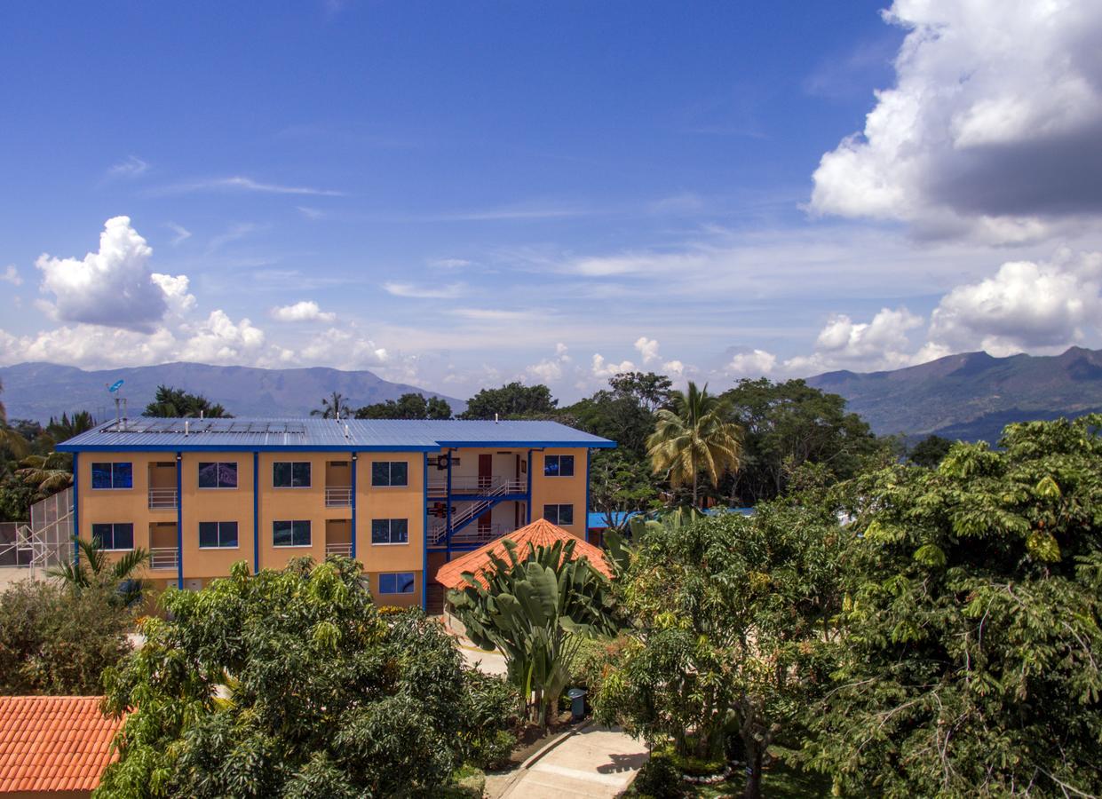 Hotel Chinauta Real ภายนอก รูปภาพ